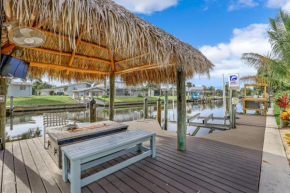 Quick Gulf Access! Remodeled electric-heated pool home with boat lift - Villa Felice